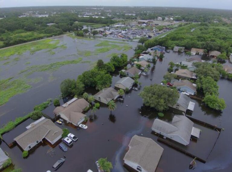 Aerial photo of flooding in the Centre Lake neighborhood.