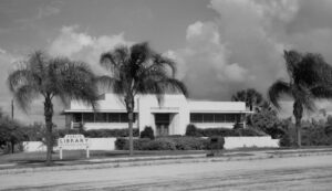 A black and white photo of the exterior of the Chidsey Library.