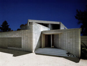 Exterior of a house in the Sarasota Modern style.